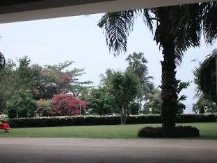 Room At Sunshine Beach Condo Патая Екстериор снимка